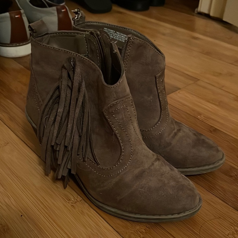 Brown boots